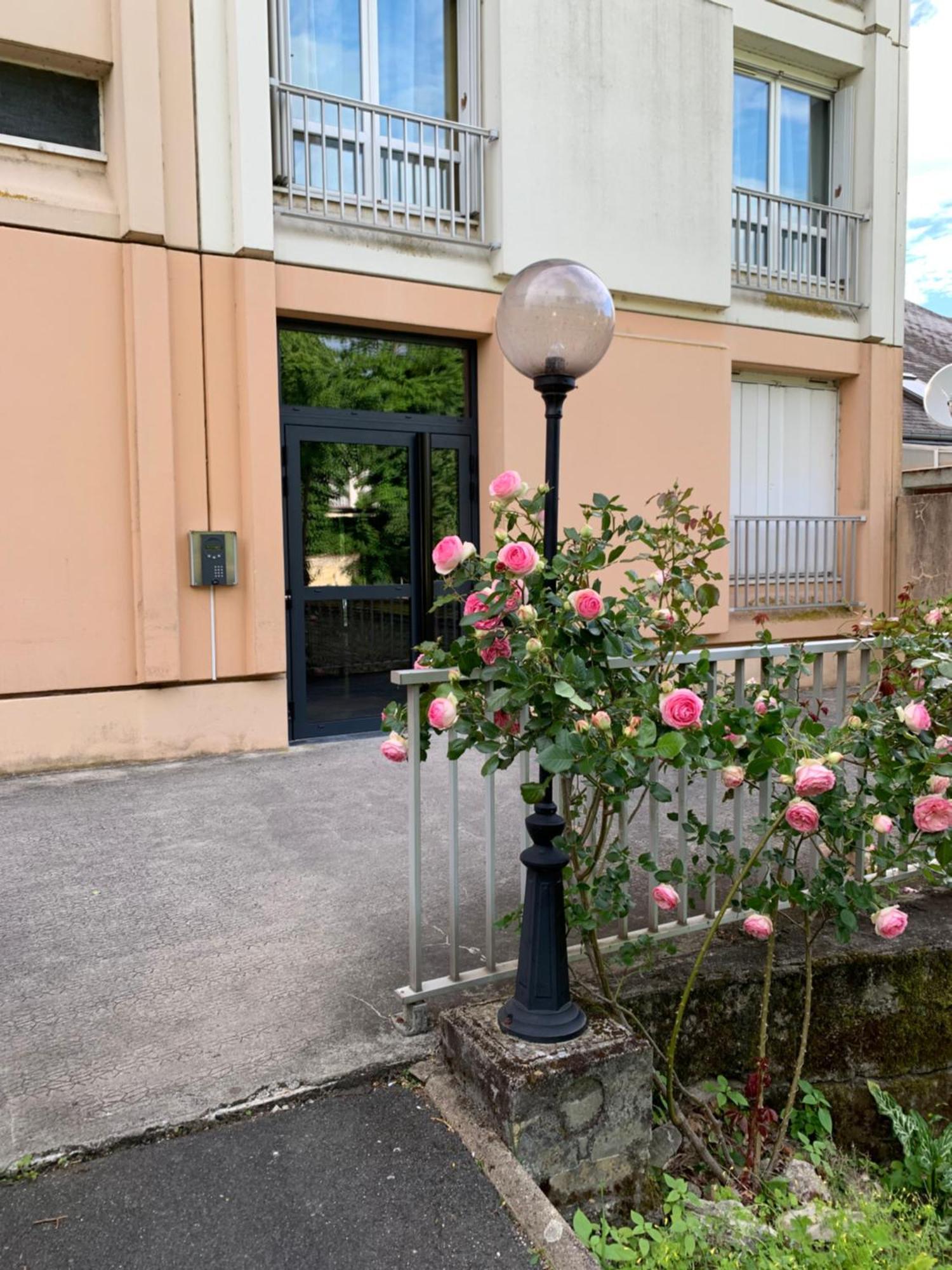 Le Grand Parc 13 - 2 Chambres - Wifi - Parking Шатору Экстерьер фото