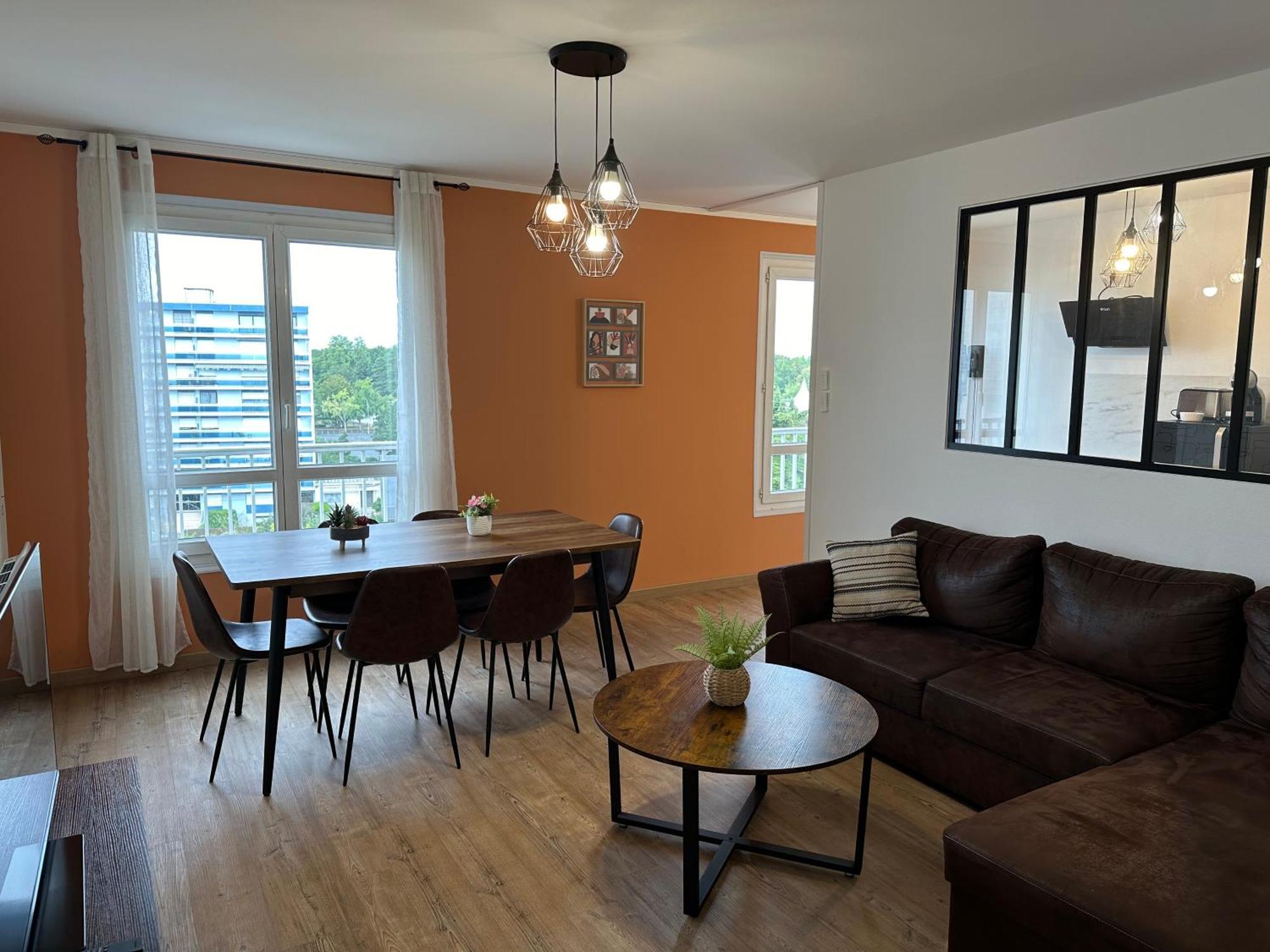 Le Grand Parc 13 - 2 Chambres - Wifi - Parking Шатору Экстерьер фото